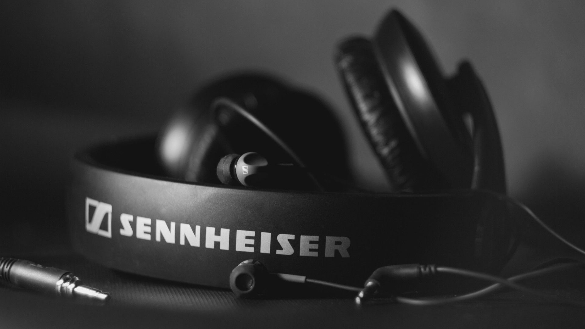 Bedste Sennheiser-hovedtelefoner: 2024 TOP-7-vurdering - topheadphones.techinfus.com/da/