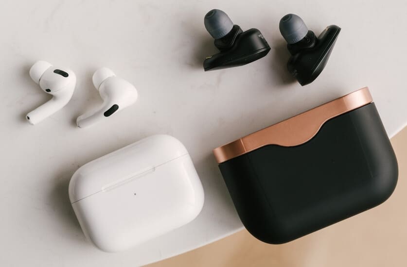 AirPods Pro ou Sony WF-1000XM3