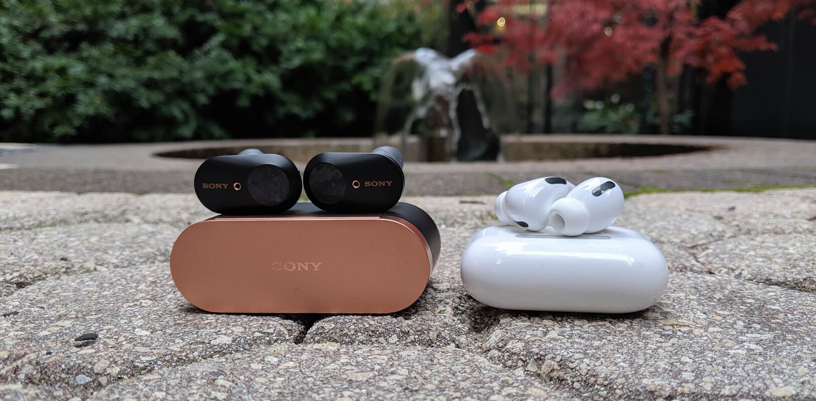 Apple AirPods Pro vs Sony WF-1000XM3: quel est le meilleur et quel casque sans fil acheter? Commentaires sur topheadphones.techinfus.com/fr/