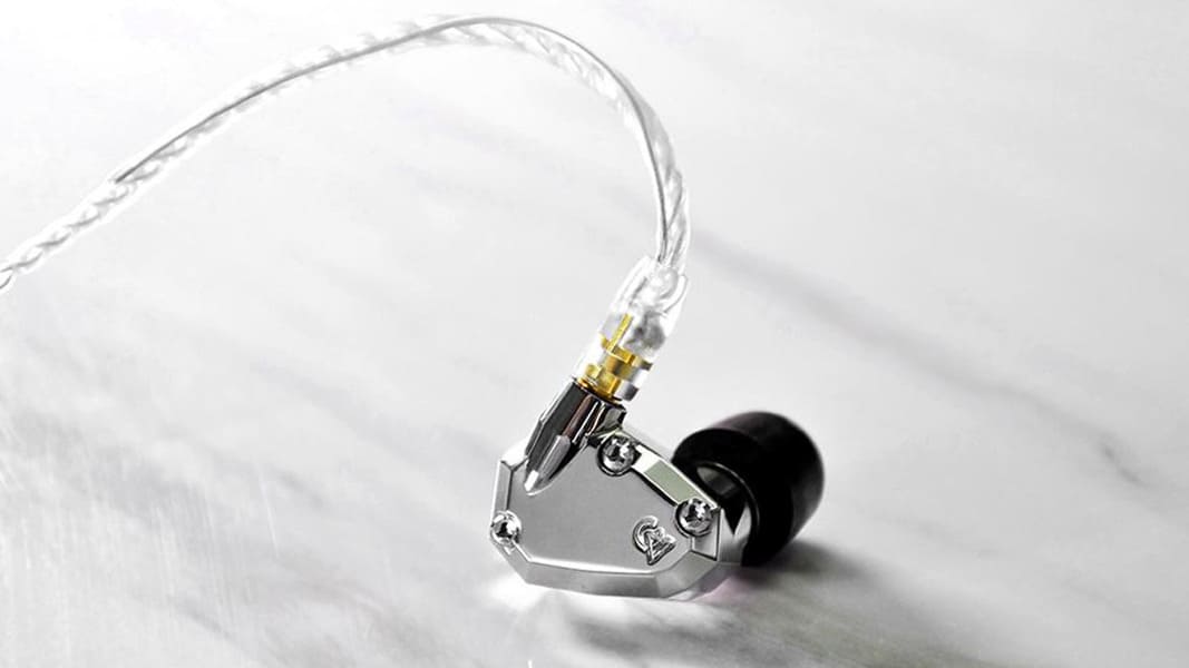 Най-добрите вакуумни слушалки Campfire Audio Andromeda S