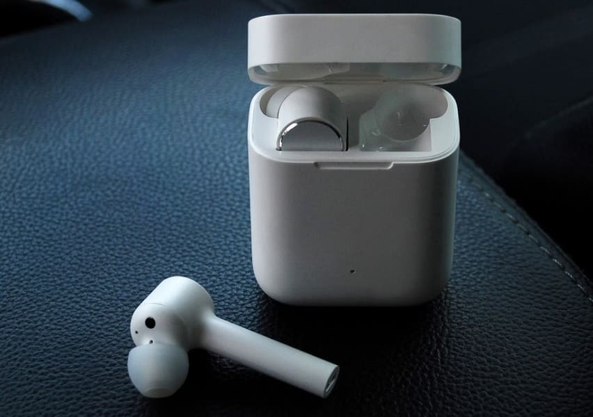 Най-добрите аналози на AirPods с Aliexpress - Xiaomi AirDots Pro