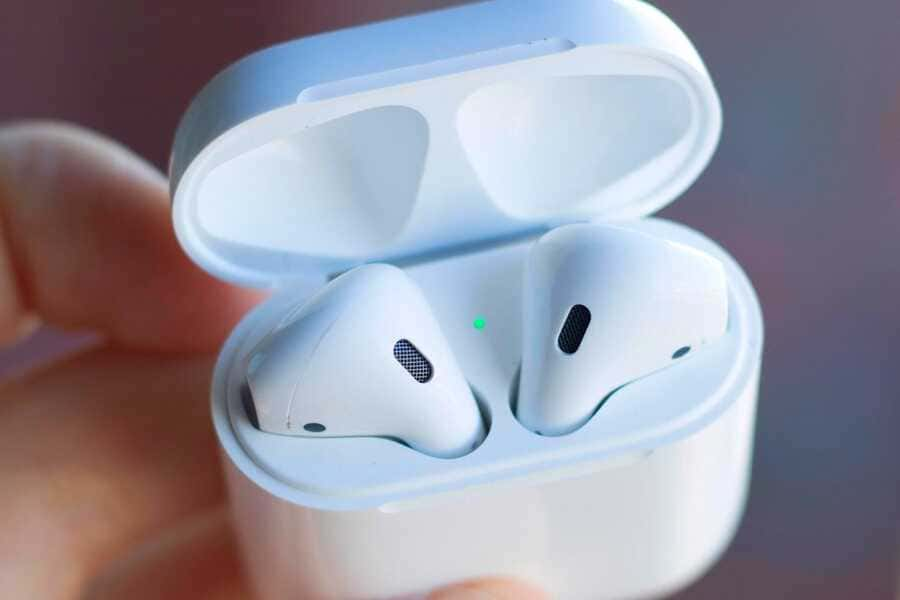 Как да свържете AirPods